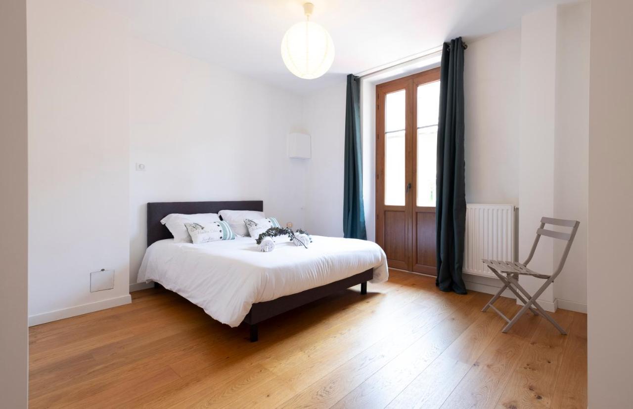 Sommeiller A 2 Min Du Lac Apartment Annecy Luaran gambar